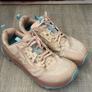 Altra Lone Peak 7 Size 12 Women’s Beige and Teal Athletic Shoes